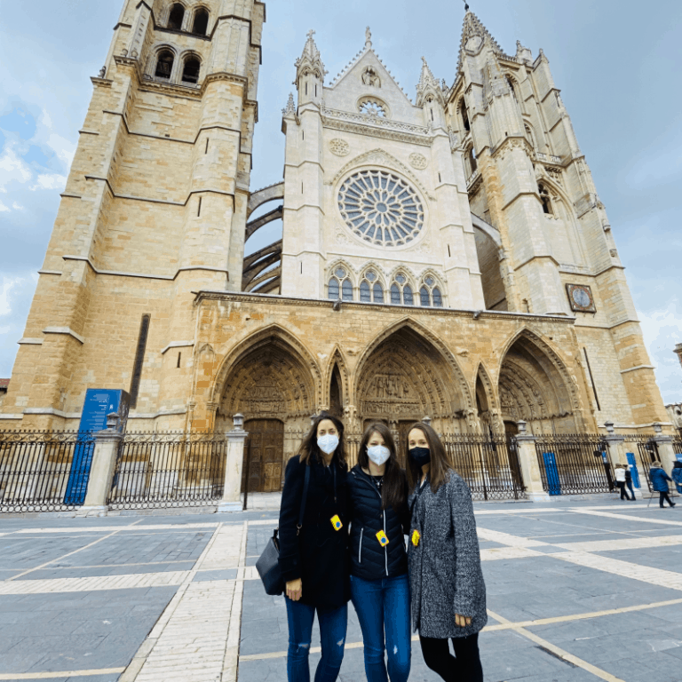 Free Tour Catedral de León con Leonesa Tours