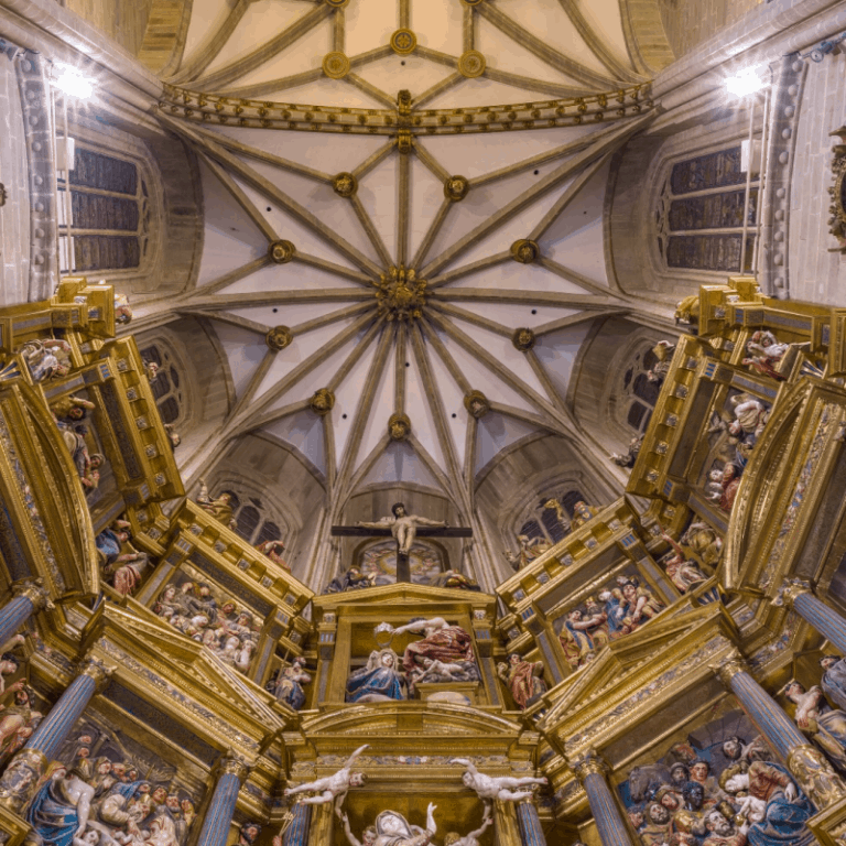 Visita completa por Astorga con entradas al Palacio Episcopal y Catedral